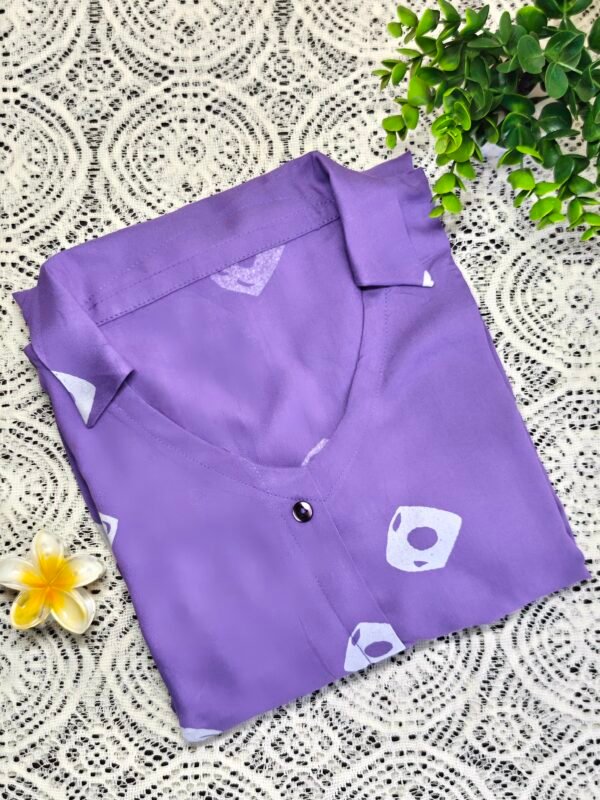 Bandhani printed Lavender colour Kurta/ top in Viscose Rayon